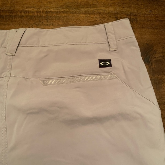 Oakley Pants Gray Men’s 36W 32L - Picture 3 of 4